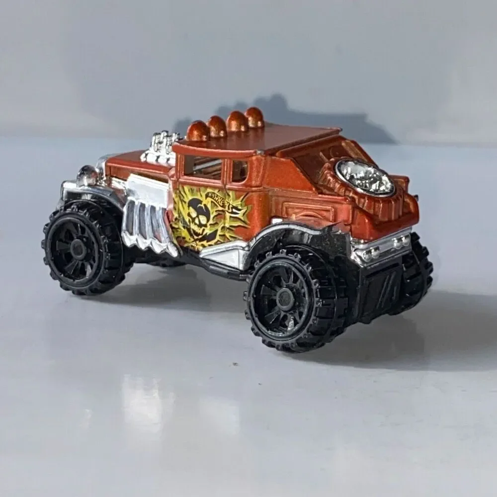 Hot Wheels Baja Bone Shaker 8/10 Diecast Truck 91/365 HW Daredevils 2015 Orange - Picture 5 of 13